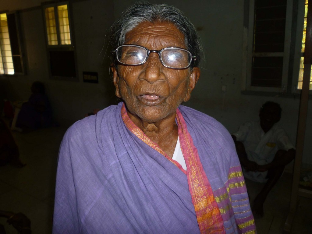 Kadollu Mangayamma, 60